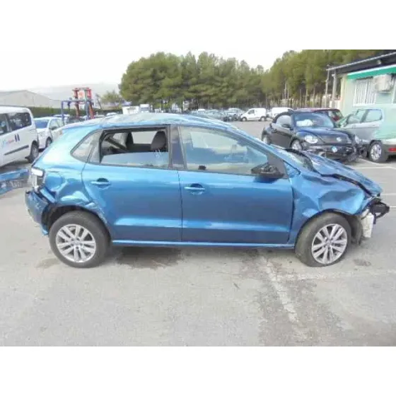 VOLKSWAGEN POLO (6R1) '2017 ADVANCE AZUL