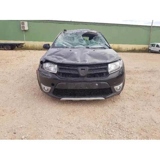 DACIA SANDERO '2016 STEPWAY NEGRO