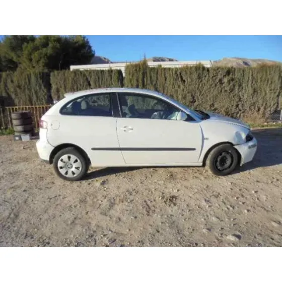 SEAT IBIZA (6L1) '2003 COOL BLANCO