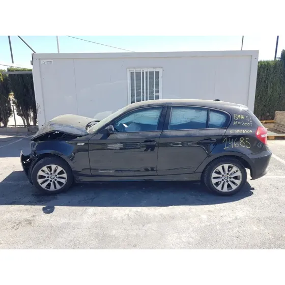 BMW SERIE 1 BERLINA (E81/E87) '2007 118D NEGRO
