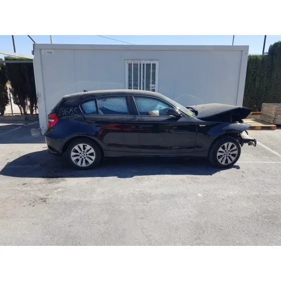 BMW SERIE 1 BERLINA (E81/E87) '2007 118D NEGRO