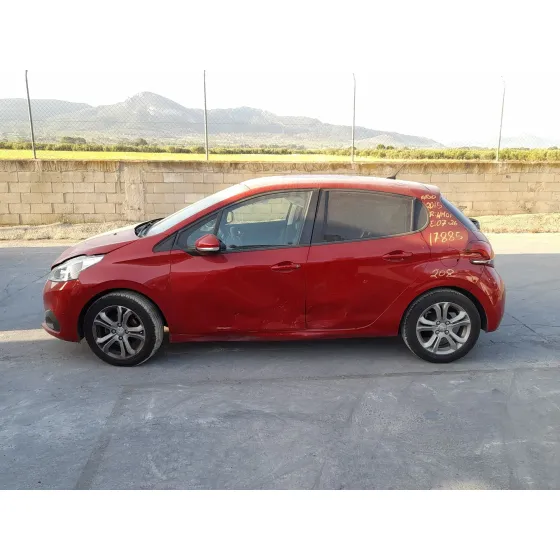Peugeot 208 I (CA_, CC_) 2012