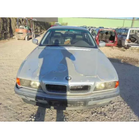 BMW SERIE 7 (E38) '1995 730I GRIS