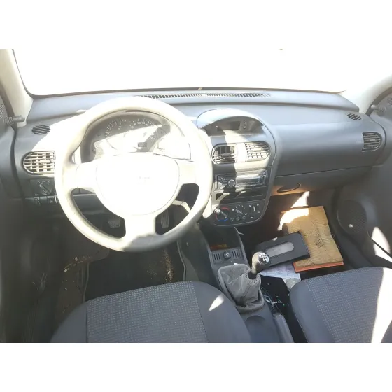 Opel CORSA C (X01) 2000