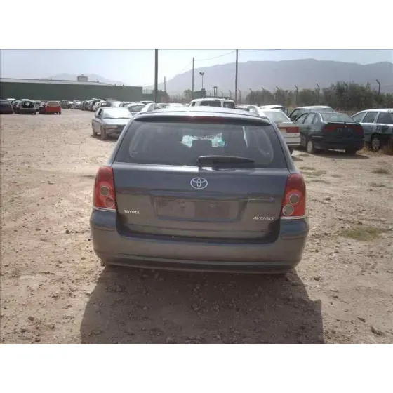 TOYOTA AVENSIS WAGON (T25) '2003 2.0 SOL GRIS OSCURO