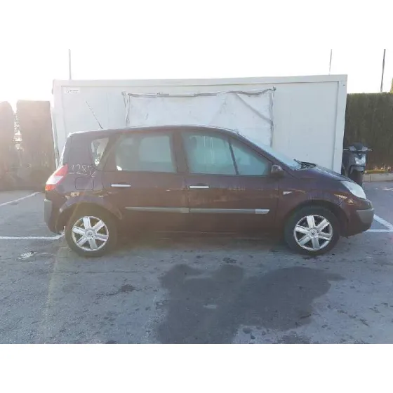 RENAULT SCENIC II '2003 AUTHENTIQUE VINO