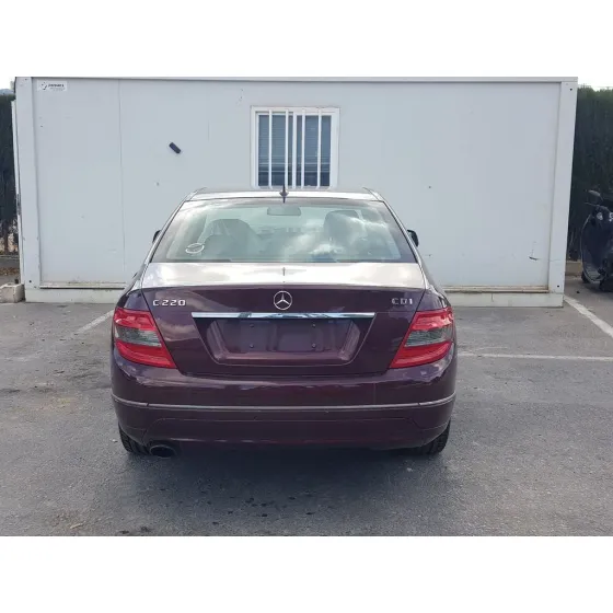 MERCEDES CLASE C (W204) BERLINA '2008 C 220 CDI (204.008) GRANATE