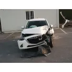 MAZDA 2 LIM. () '2015 LUXURY BLANCO