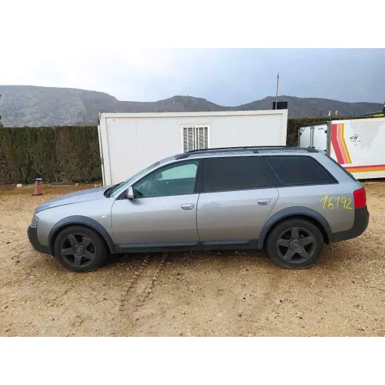 AUDI A6 AVANT (4B5) '2004 ALLROAD QUATTRO GRIS OSCURO