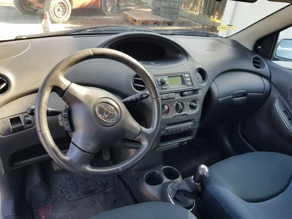 TOYOTA YARIS (NCP1/NLP1/SCP1) '2005 1.3 LUNA BEIG