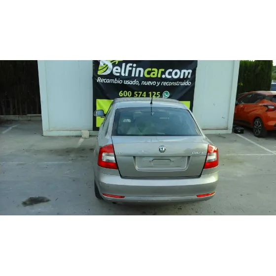 SKODA OCTAVIA BERLINA (1Z3) '2012 FAMILY GRIS