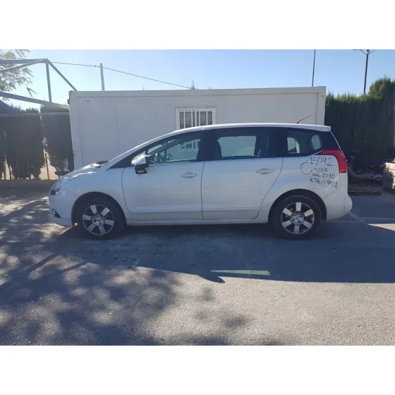 PEUGEOT 5008 '2010 PREMIUM BLANCO