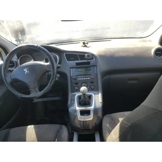 PEUGEOT 5008 '2010 PREMIUM BLANCO