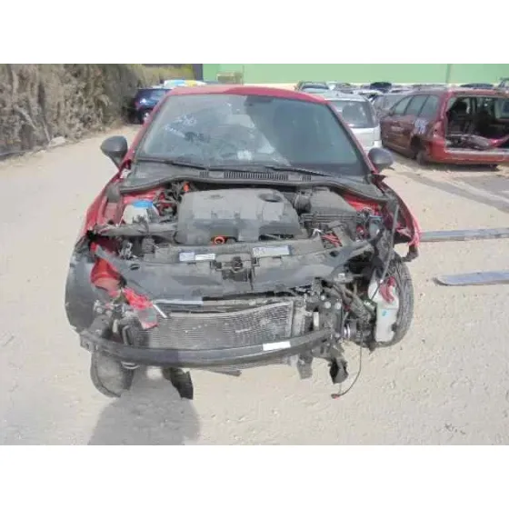 SEAT IBIZA (6J5) '2013 REFERENCE ROJO