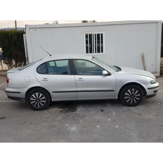 SEAT TOLEDO (1M2) '2001 SELECT GRIS