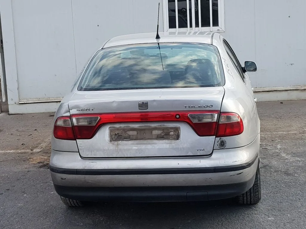 SEAT TOLEDO (1M2) '2001 SELECT GRIS