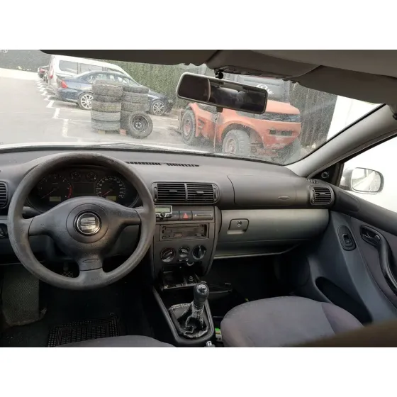 SEAT TOLEDO (1M2) '2001 SELECT GRIS