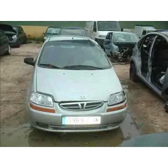 DAEWOO KALOS '2002 1.4 SR GRIS