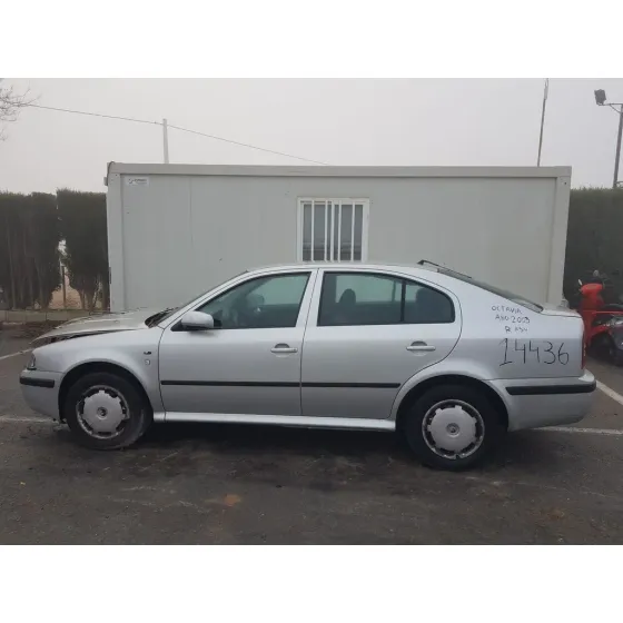 SKODA OCTAVIA BERLINA (1U2) '2003 AMBIENTE GRIS