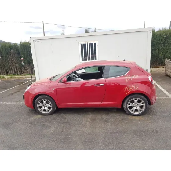 ALFA ROMEO MITO (145) '2010 DISTINCTIVE ROJO