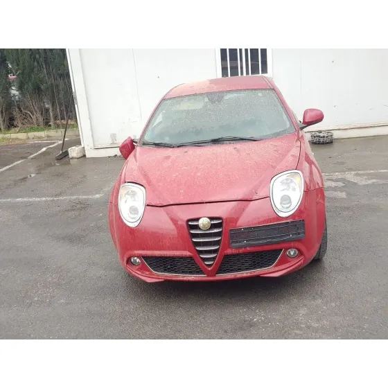 ALFA ROMEO MITO (145) '2010 DISTINCTIVE ROJO