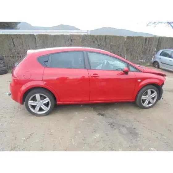 SEAT LEON (1P1) '2008 COMFORT LIMITED ROJO