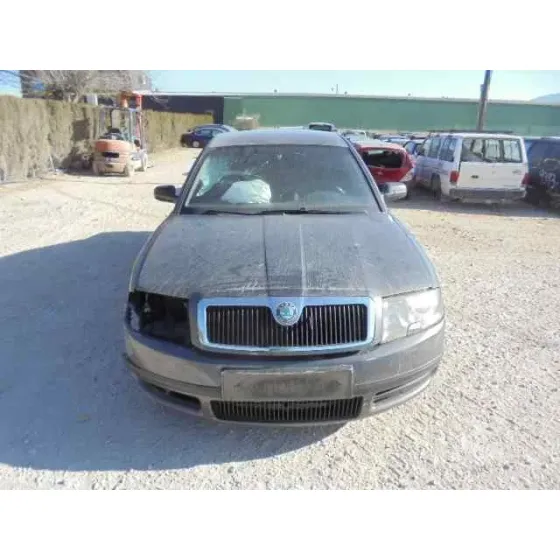 SKODA SUPERB (3U4) '2004 CLASSIC GRIS OSCURO