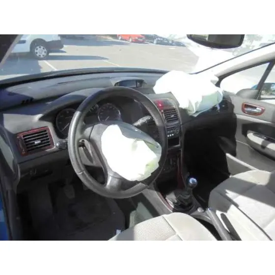 PEUGEOT 307 BERLINA (S2) '2006 XT AZUL