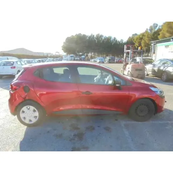 RENAULT CLIO IV '2014 AUTHENTIQUE ROJO