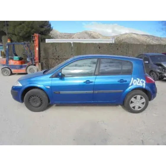 RENAULT MEGANE II BERLINA 5P '2005 AUTHENTIQUE AZUL