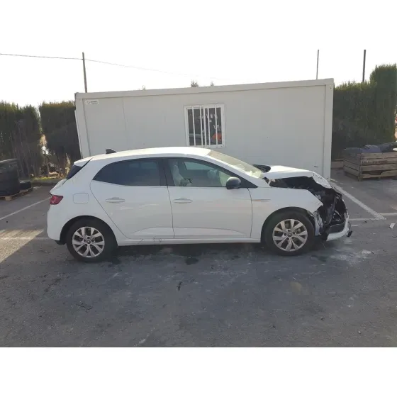 RENAULT MEGANE IV BERLINA 5P '2019 LIMITED BLANCO