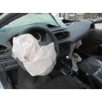 RENAULT CLIO III RENAULT CLIO III '2012 AUTHENTIQUE BLANCO 2010