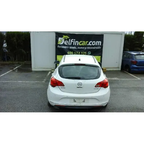 OPEL ASTRA J LIM. '2015 TECHNO BLANCO