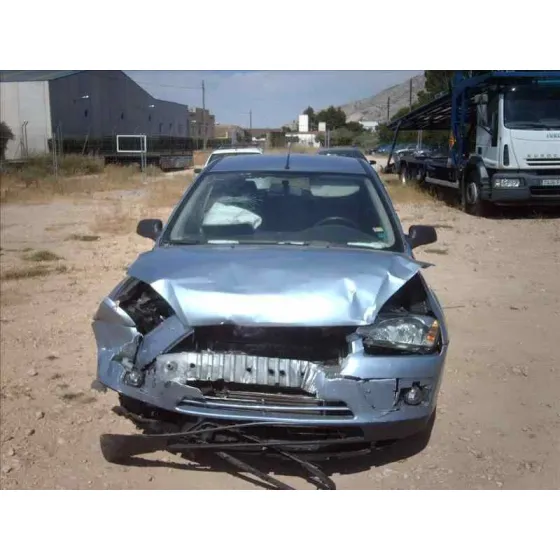 FORD FOCUS BERLINA (CAP) '2004 GHIA ANTRACITA