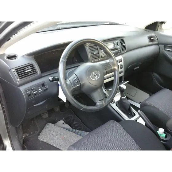 TOYOTA COROLLA (E12) '2006 1.4 D-4D LUNA COMPACT GRIS