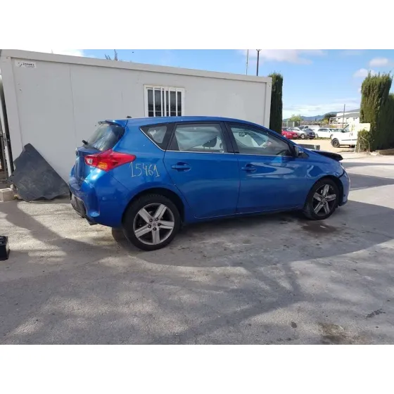 TOYOTA AURIS '2013 ACTIVE AZUL