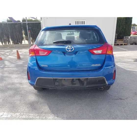 TOYOTA AURIS '2013 ACTIVE AZUL