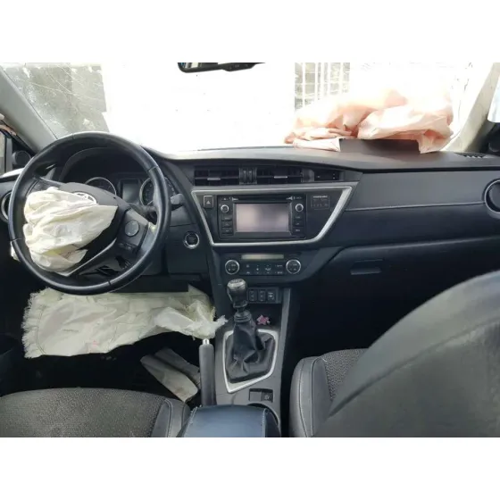 TOYOTA AURIS '2013 ACTIVE AZUL