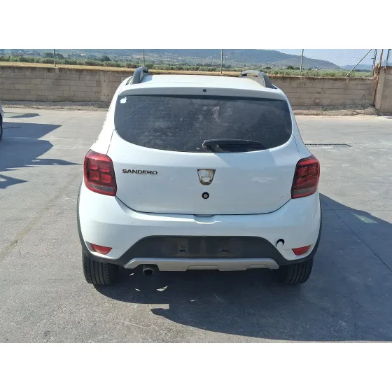 Dacia SANDERO II (B8_) 2012
