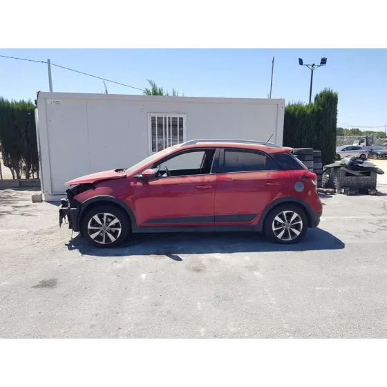 HYUNDAI I20 ACTIVE '2018 LINK ROJO