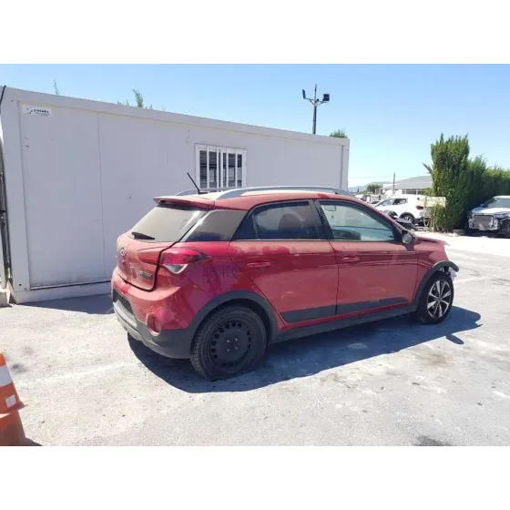 HYUNDAI I20 ACTIVE '2018 LINK ROJO