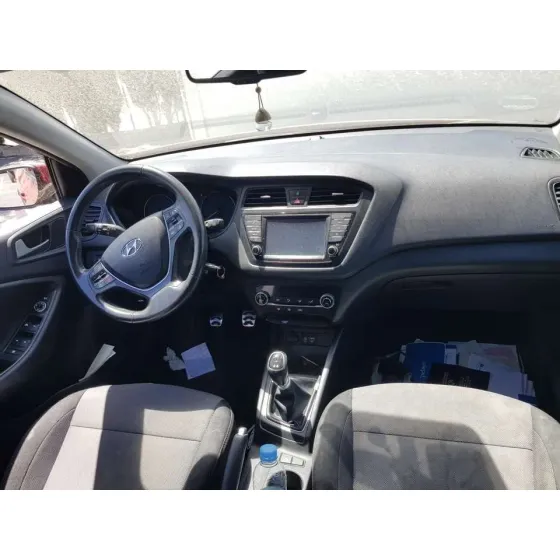 HYUNDAI I20 ACTIVE '2018 LINK ROJO