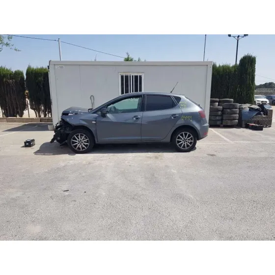 SEAT IBIZA (6P1) '2016 STYLE GRIS OSCURO