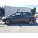 TOYOTA AURIS '2011 EDITION NEGRO