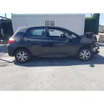 TOYOTA AURIS '2011 EDITION NEGRO