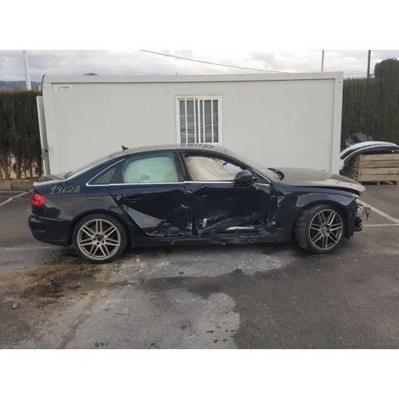 AUDI A4 BER. (B8) '2009 BASICO QUATTRO NEGRO