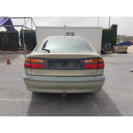 RENAULT LAGUNA (B56) '2000 1.8 16V RT PISTACHO