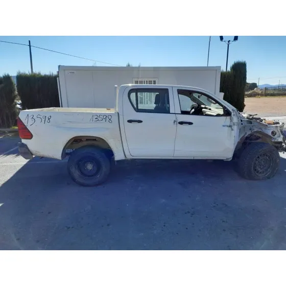 TOYOTA HILUX (KUN) '2017 DOUBLE CAB 4X4 BLANCO