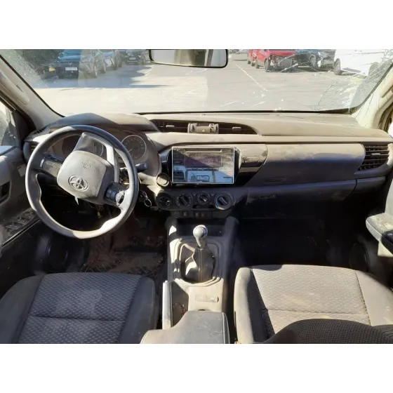 TOYOTA HILUX (KUN) '2017 DOUBLE CAB 4X4 BLANCO