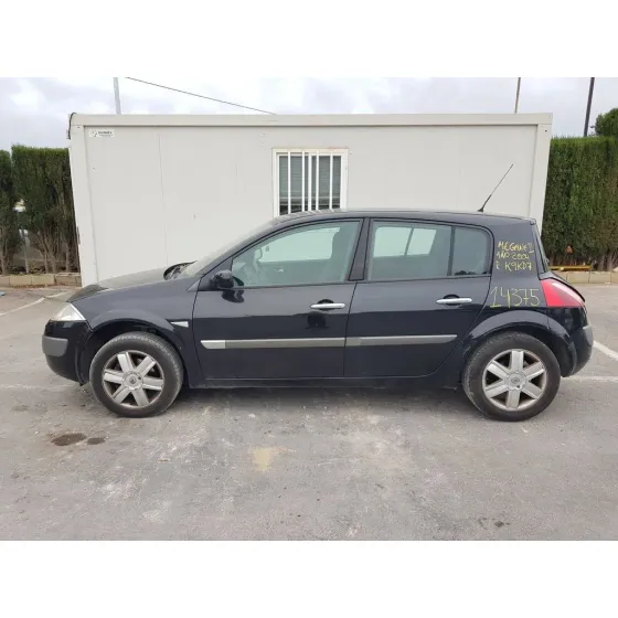 RENAULT MEGANE II BERLINA 5P '2004 AUTHENTIQUE NEGRO